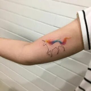 Simple Unicorn Tattoo Idea Unicorn tattoo designs, Tattoo de