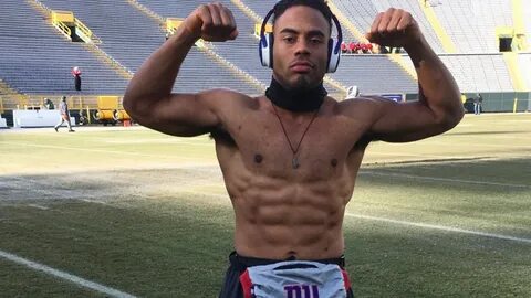 Giants-Packers: Players warm up shirtless (photos) - Sports 