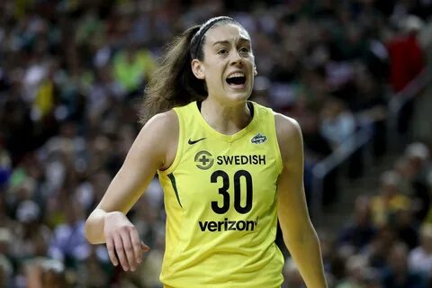 Breanna Stewart Entering Lauren Jackson Conversation and Sto