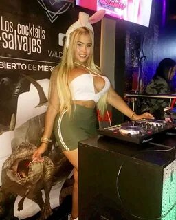 Camila Gil, transsexual Brazilian DJ and Instagram Model - 9