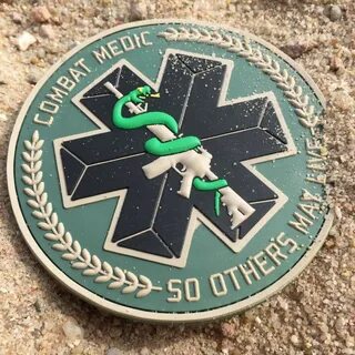 3D Rubber MORALE PATCH: "COMBAT MEDIC" Combat medic, Army me