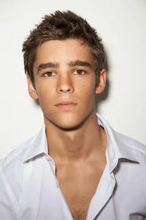 Brenton Thwaites Brenton thwaites, Australian actors, Brento