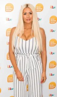 Nicola McLean Net Worth 2020, Bio, Wiki, Age, Height, Measur