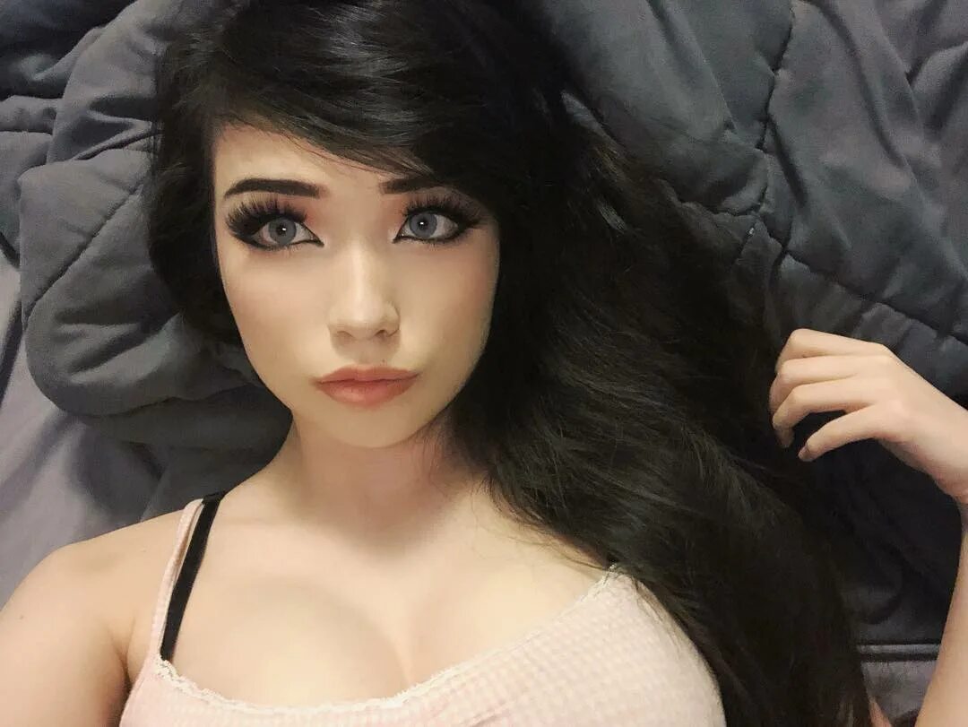 28.4k Likes, 281 Comments - lil egg (@emiru.jpg) on Instagram: “it’s 4:00 a...