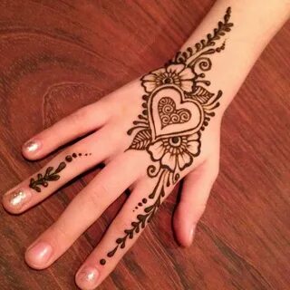 Cutesy heart design #heart_tattoo_hand Эскизы татуировок хно