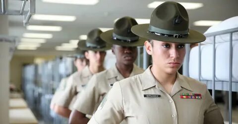 This is what it was like being a female Marine in WW2 - We A