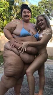Big Beautiful Belly Babes: Caitidee & friend