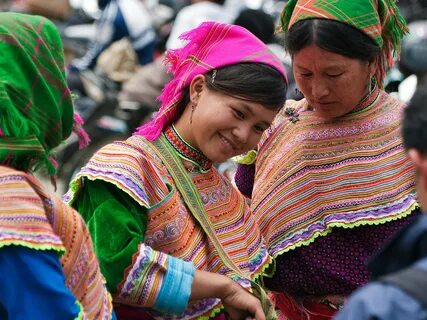 Shafir Images - Bac Ha Market 22