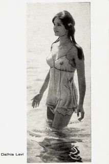Daliah Lavi Vintage card. Ravishing Israeli actress Daliah. 