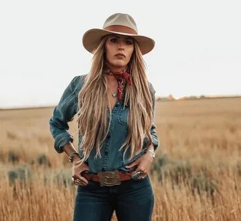 Pin by Brilee Palombo on Fashion Western Western style outfi