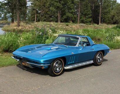 Nassau Blue 1986 Chevrolet Corvette