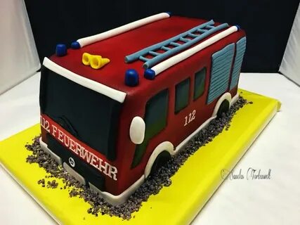 3D firetruck Cake / 3D Feuerwehrauto Torte Feuerwehrauto kuc