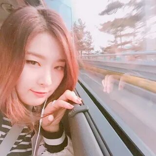 160419 Seulgi (Red Velvet) New Selca novilimzloveredvelvet