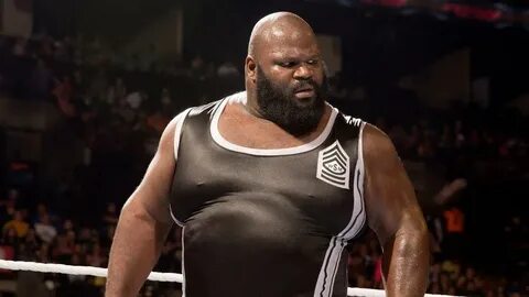 Mark Henry inducts Houston Rockets mascot into the Hall of P