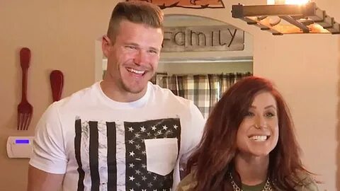 Chelsea Houska Shares Baby Gender Reveal In Photo With Cole 