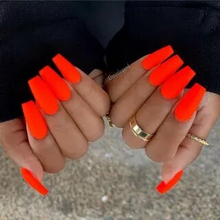 Дизайн ногтей оранжевые матовые (70 фото)