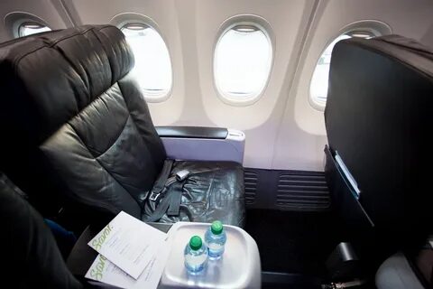 Room for improvement in first class on Alaska Boeing 737-900