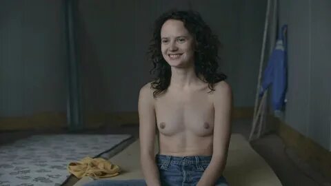 Jana McKinnon and Noemi Nicolaisen topless in Servus Papa 