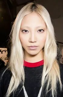 The #1 Hair Trend Taking Over Pinterest Platinum blonde hair