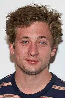 Where does Jeremy Allen White live? Net Worth, Height, Tatto