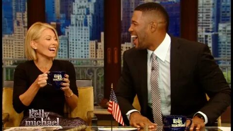 Michael Strahan Announces Role in Magic Mike Movie - YouTube