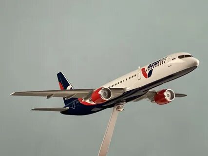 Купить модель самолета Boeing 757 "Azur air" арт. RA7574030, масштаб: 1:144 от М