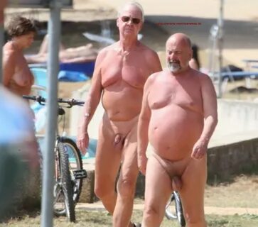Голые зрелые мужики на пляже (59 фото) - порно ttelka.com