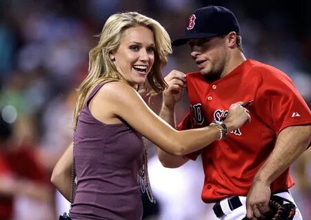 Heidi Watney : Professional Life: Pictures and Images