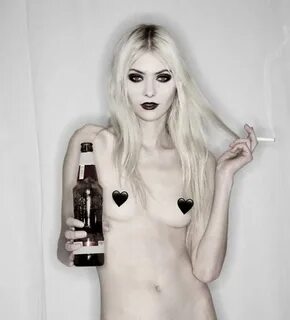 Sluttiest Taylor Momsen Pictures from Various Sources - All 