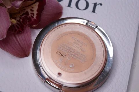 Dior Diorskin Nude Luminizer Shimmering Glow Powder - "Hey b