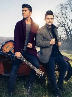 Pop-country duo Dan and Shay likes performing in cozier venu