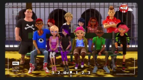 miraculous ladybug class photo - Google Search Miraculous la