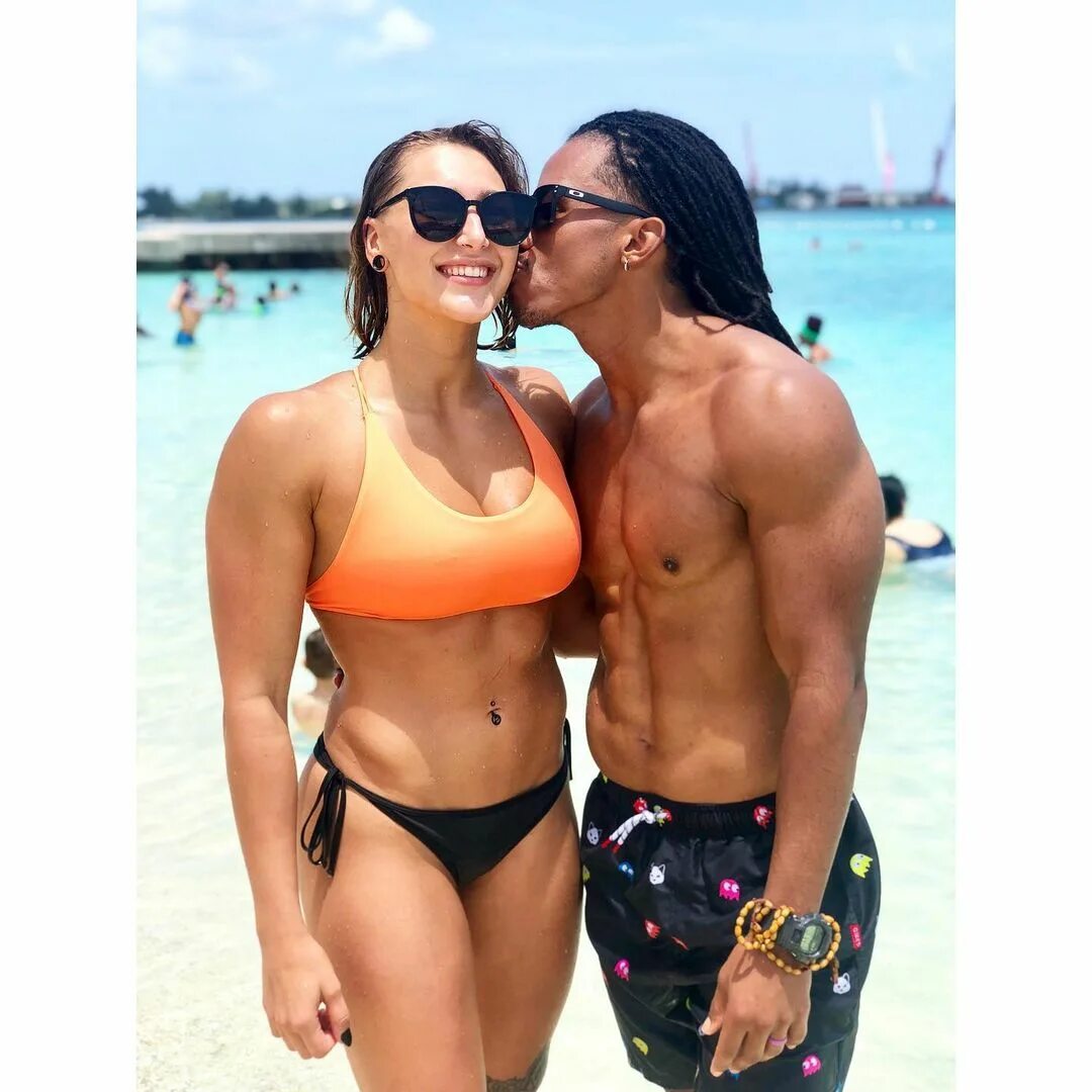 RAW Superstar, Aussie, 25 в Instagram: "Bahamas 🌞" 