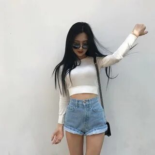 It started when she recently uploaded a photo of herself enjoying a vacatio
