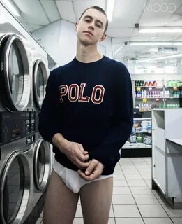Bulge Celebrity +18 в Твиттере: "@Nashgrier.