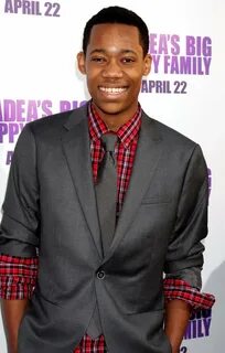 Tyler James Williams Picture 14 - The Empire State Building 