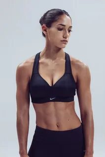 Über 70 heiße Bilder Allison Stokke - Sexy Pole Vaulter bewe