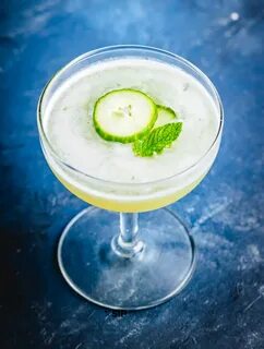 Cucumber Martini Recipe With Effen Vodka - Recipes