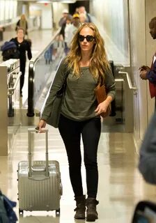 Kim Raver Seen Arriving At LAX Airport - Celebzz - Celebzz