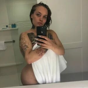 Sara Gold Onlyfans Nude Gallery Leak - Sorry Mother