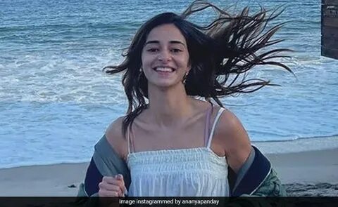 Ananya Panday Is "Having Her Kaho Naa Pyaar Hai Moment" On T