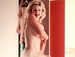 Gloria Windsor - Playmate of the Month for April 1957 / Avax