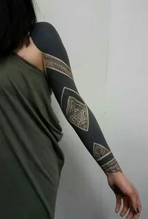 blackout tattoo designs for ladies - #Blackout #Designs #tat