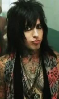 Wallpaper Ronnie Falling In Reverse : Ronnie radke of fallin