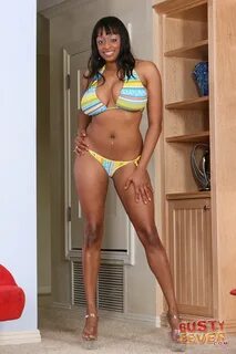 Carmen Hayes Feet (39 photos) - feet.wiki