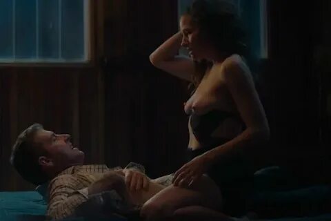 Kathryn Hahn nude in sex scenes from Mrs. Fletcher s01e05 (2