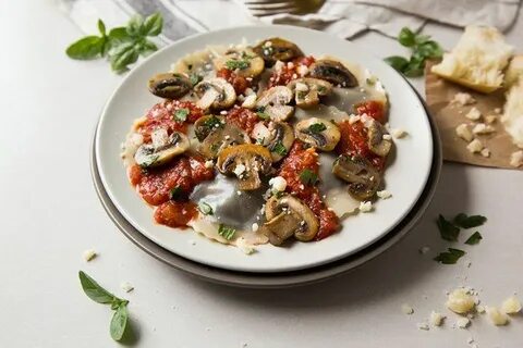 Mushroom Marinara Ravioli Stuffed mushrooms, Mushroom recipe