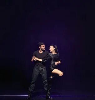 Naya Rivera and Ricky Martin, in Glee. La Isla Bonita Ricky 