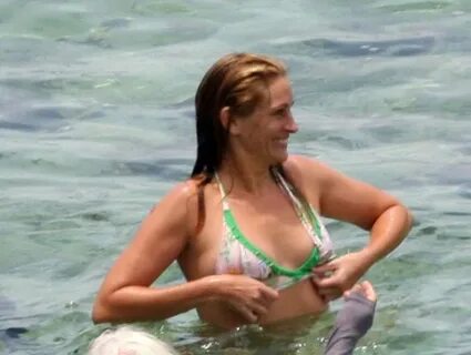 Julia Roberts в воде " Знаменитые люди: звезды, знаменитости