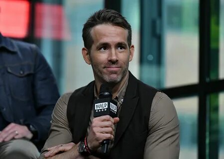 Ryan Reynolds Is Still The Champion When It Comes To Respond